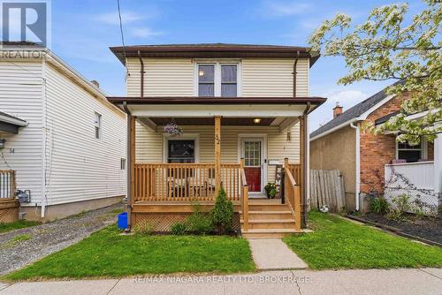 52 BERRYMAN AVENUE  St. Catharines (E. Chester), ON L2R 3W9