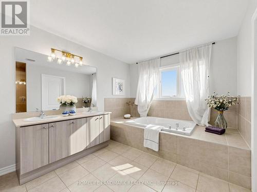 2046 Webster Boulevard, Innisfil, ON 
