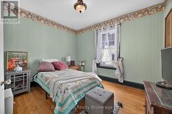 Bedroom - 