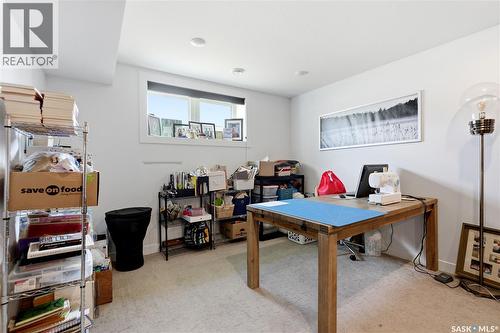 450 Bentley Court, Saskatoon, SK 
