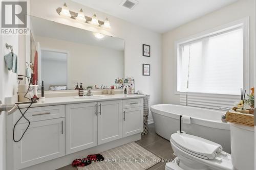 216 Broadacre Drive, Kitchener, ON 