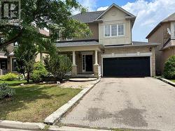 15 MAGENTA STREET Richmond Hill, ON L4B 4H2