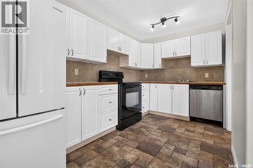 805 Athabasca Street E, Moose Jaw, SK 