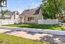 805 Athabasca Street E, Moose Jaw, SK 