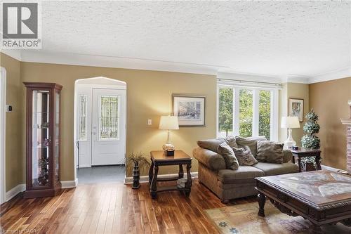 950 North Shore Boulevard, Burlington, ON 