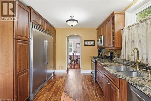 950 North Shore Boulevard, Burlington, ON 