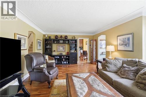 950 North Shore Boulevard, Burlington, ON 