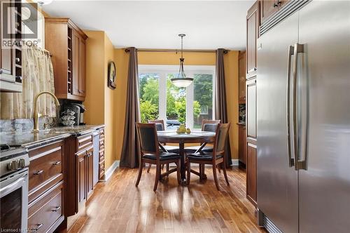950 North Shore Boulevard, Burlington, ON 