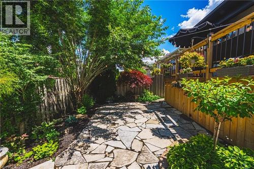 32 Kopperfield Lane, Mount Hope, ON - Outdoor