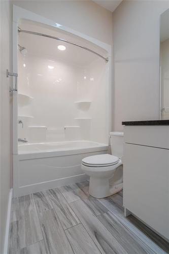 5715 Roblin Boulevard, Winnipeg, MB 