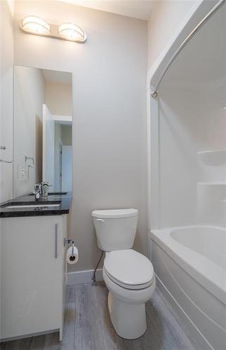 5715 Roblin Boulevard, Winnipeg, MB 