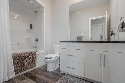 5715 Roblin Boulevard, Winnipeg, MB 