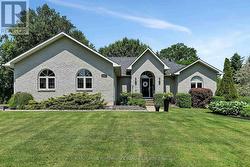 1591 STEPHANIE ANNE DRIVE Ottawa, ON K4P 1M8