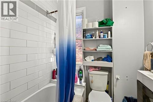 103 Stuart Street, Hamilton, ON - Indoor Photo Showing Bathroom