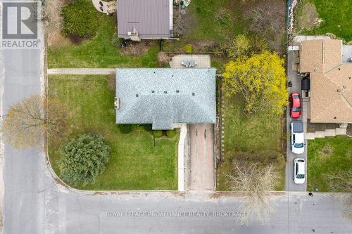 302 ARROWHEAD PLACE  Kingston (West Of Sir John A. Blvd), ON K7M 3L3