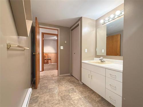 30 Woodhaven Drive, Brandon, MB 