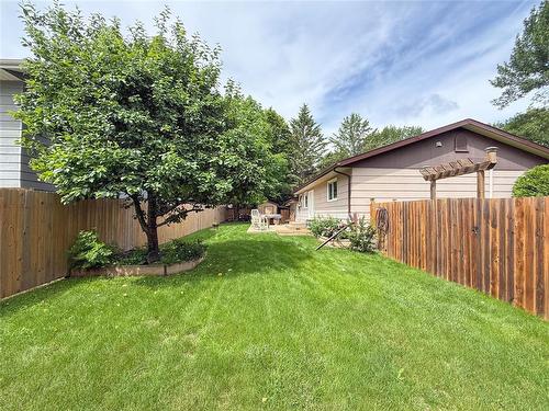 30 Woodhaven Drive, Brandon, MB 