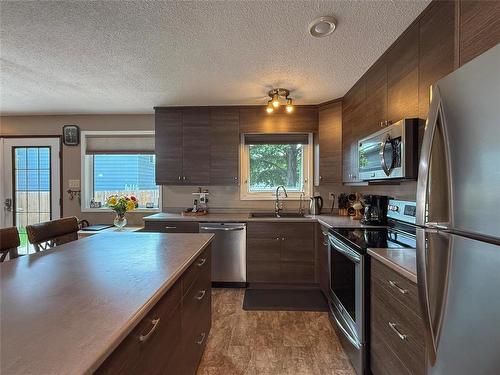 30 Woodhaven Drive, Brandon, MB 