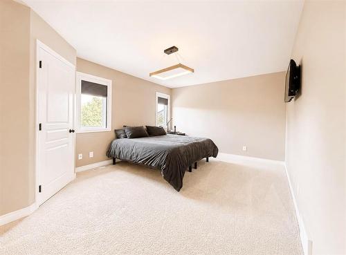 11 Lakeview Drive, Brandon, MB 