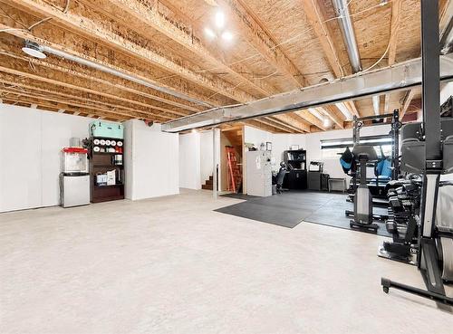 11 Lakeview Drive, Brandon, MB 