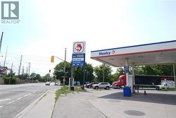 963 BURLINGTON Street E  Hamilton, ON L8L 4K6