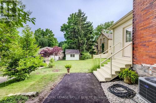 25 Central Street, Waterloo, ON 