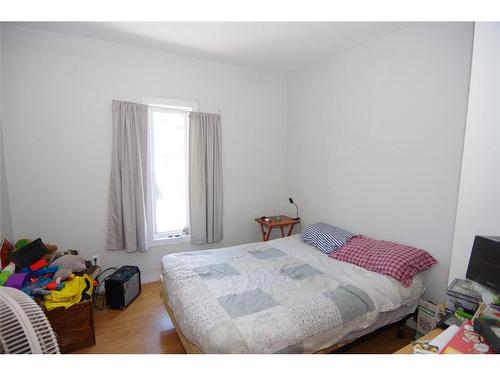 41 Monroe Street, St. John'S, NL - Indoor Photo Showing Bedroom