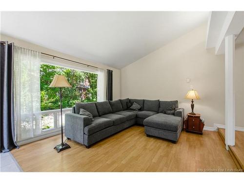 18 Pleasant Ave, Stanley, NB 
