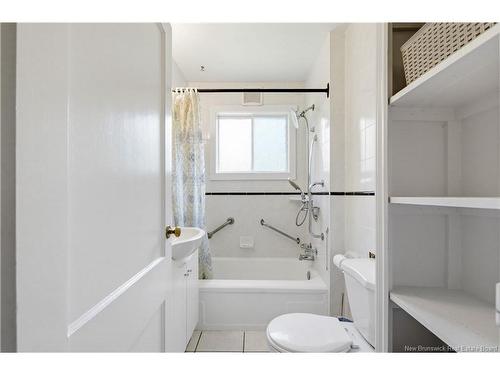 18 Pleasant Ave, Stanley, NB 