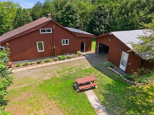 18 Pleasant Ave, Stanley, NB 