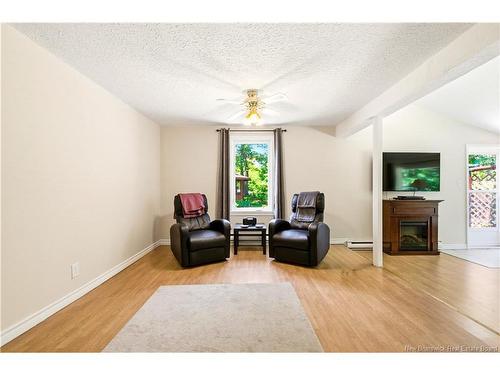 18 Pleasant Ave, Stanley, NB 
