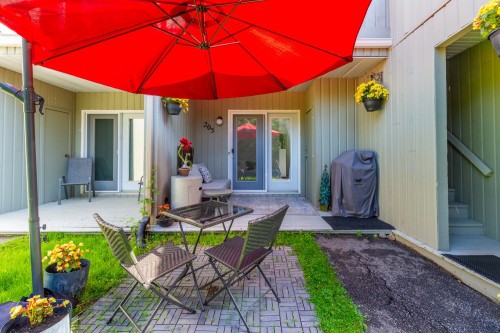 Terrasse - 205-244 Ch. Du Mont-Loup-Garou, Sainte-Adèle, QC - Outdoor With Deck Patio Veranda