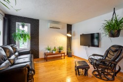 Salon - 