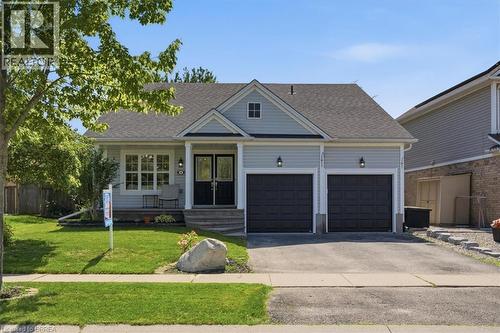 8 MAVIN Street  Brantford, ON N3T 6N1