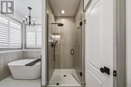 32 Kopperfield Lane, Hamilton, ON 