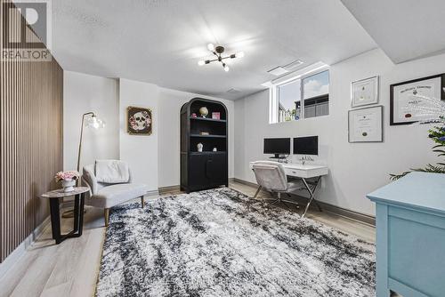 32 Kopperfield Lane, Hamilton, ON 