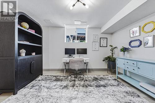32 Kopperfield Lane, Hamilton, ON 