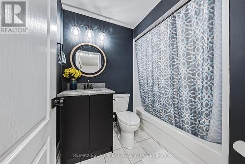 32 Kopperfield Lane, Hamilton, ON 