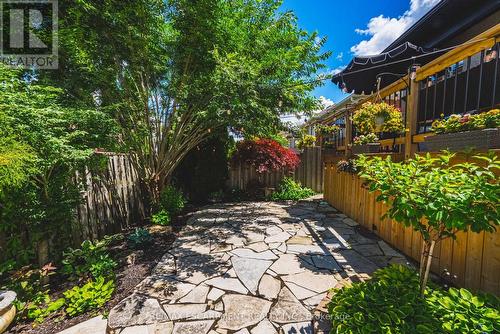 32 Kopperfield Lane, Hamilton, ON 