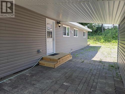 9 Central Ave, Elliot Lake, ON 