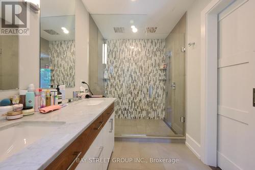 Ensuite bathroom - 22 Thurgate Crescent, Markham, ON 