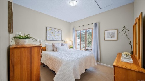 #307-2747 Jacklin Rd, Langford, BC - Indoor Photo Showing Bedroom