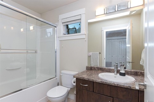 2348 Chilco Rd, View Royal, BC 