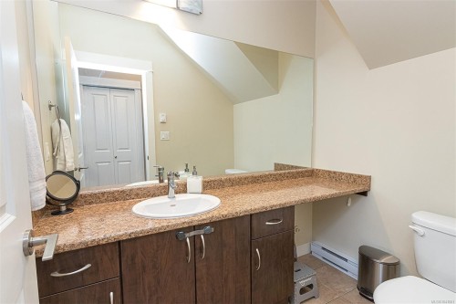 2348 Chilco Rd, View Royal, BC 