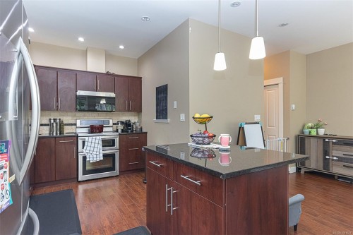 2348 Chilco Rd, View Royal, BC 