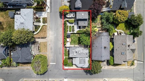 1779 Lillian Rd, Victoria, BC 
