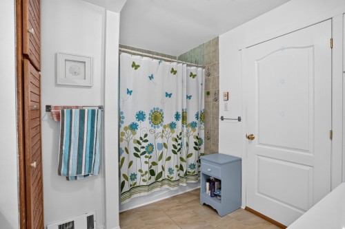 Salle de bains - 6 61E Avenue, Saint-Hippolyte, QC 