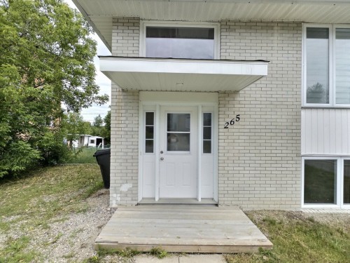 Entry - 265 Rue Boucher, Témiscaming, QC 