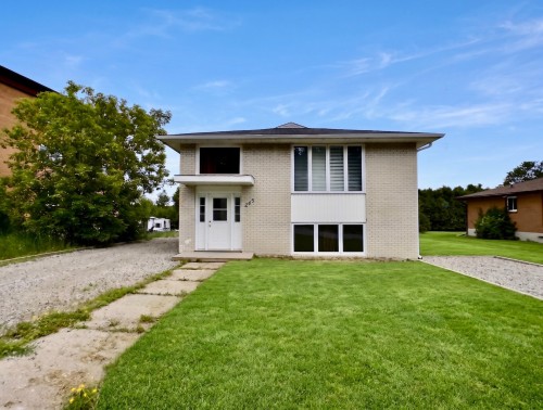 Front of Structure - 265 Rue Boucher, Témiscaming, QC 