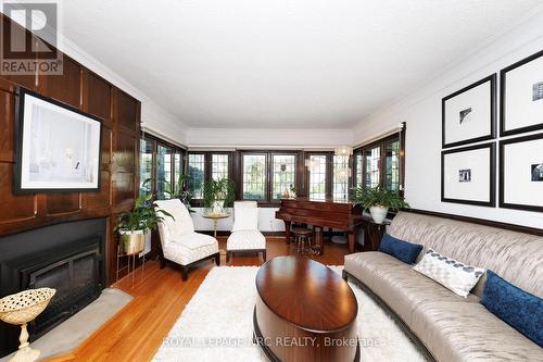 Abundance of windows for lots of natural light. - 52 Yates Street, St. Catharines (Downtown), ON 